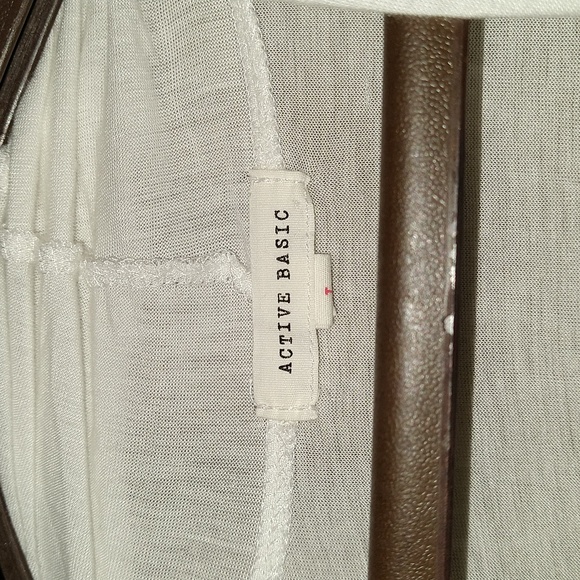 Active Basic jacket, size Large - Picture 2 of 3